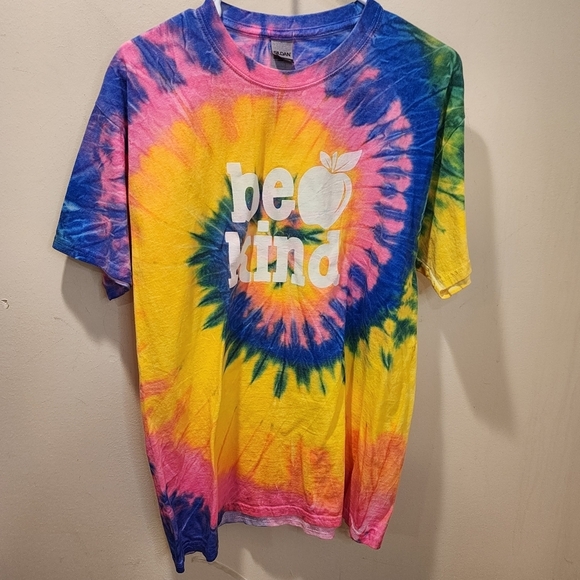 GILDAN Unisex Tie Dye Be King 100% Cotton Multicolor Short Sleeves t-shirt  L - Picture 1 of 9